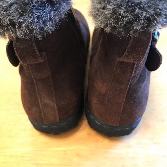 Khombu Lindsey Boots - Picture 4 of 8